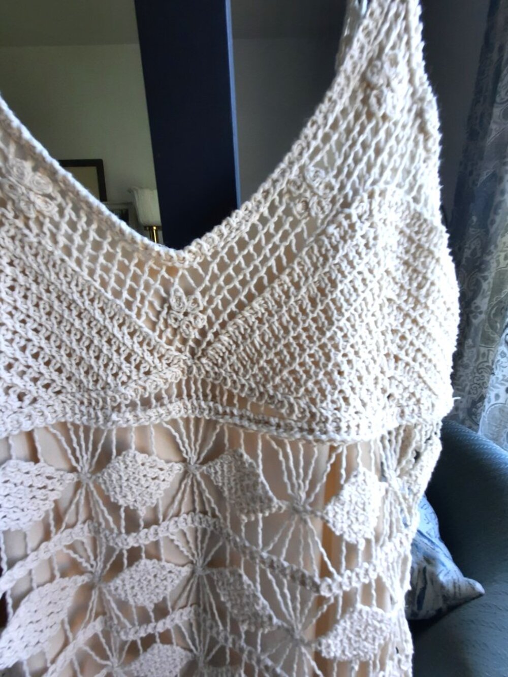 Lined Crocheted dress, pure cotton, feminine and romantic, bodycon - Picture 4 of 8